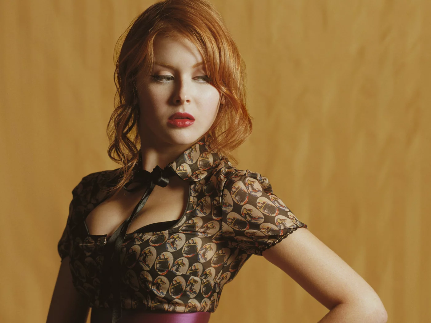 шатенка, renee olstead, рыжая