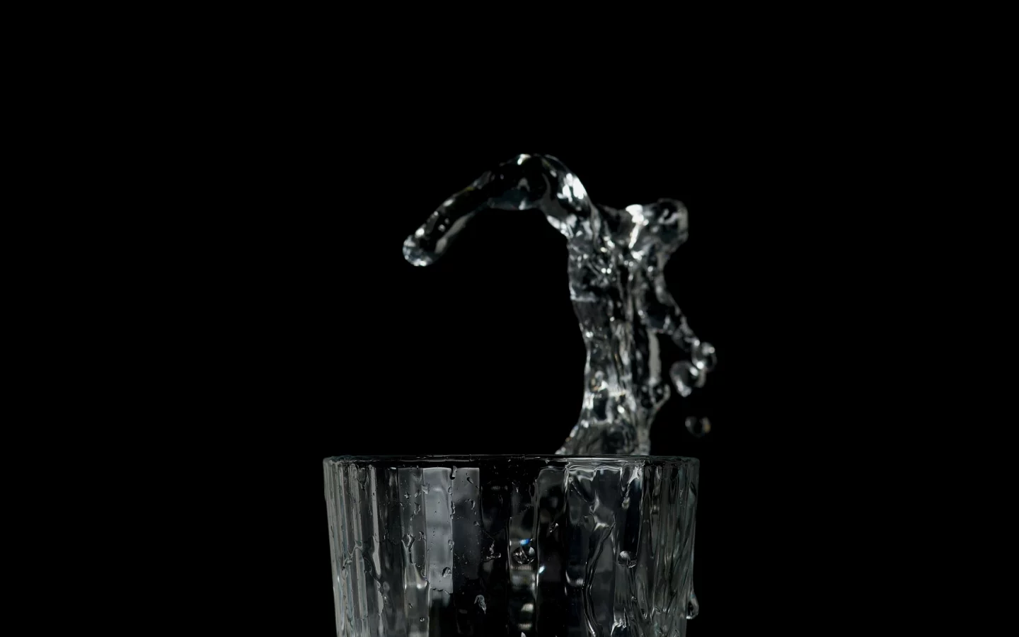 фон, стакан, вода, чёрный, брызги