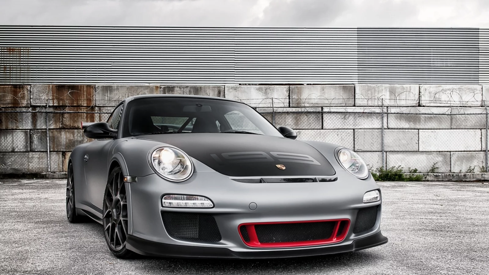 rs, серый, суперкар, забор, гт3, передок, небо, porsche, рс, 911, порше, gt3, колючая проволока