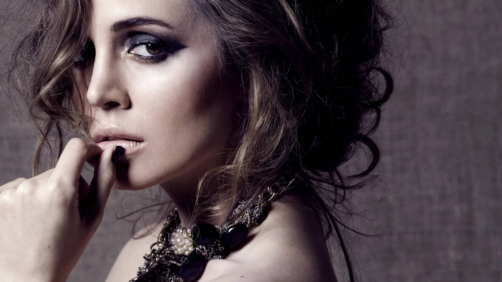 актриса, элайза душку, eliza dushku, макияж, взгляд, лицо