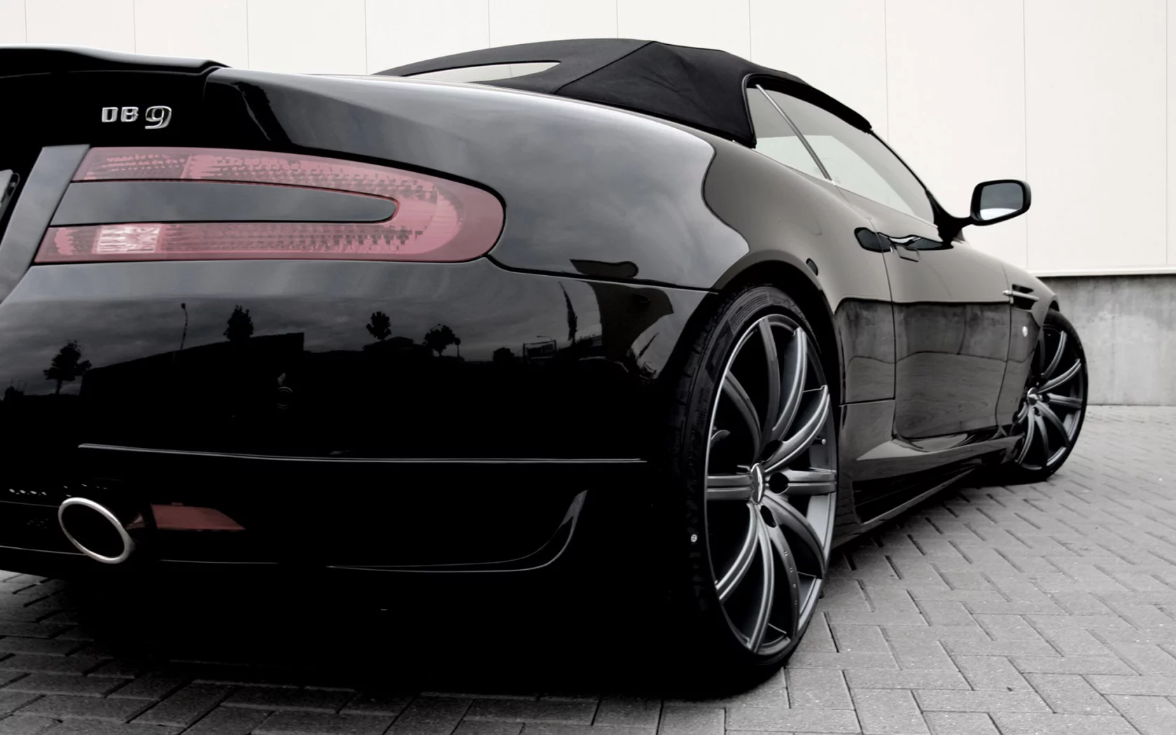 2000x1250, wheelsandmore, tuning, машина, aston martin db9 convertible, car