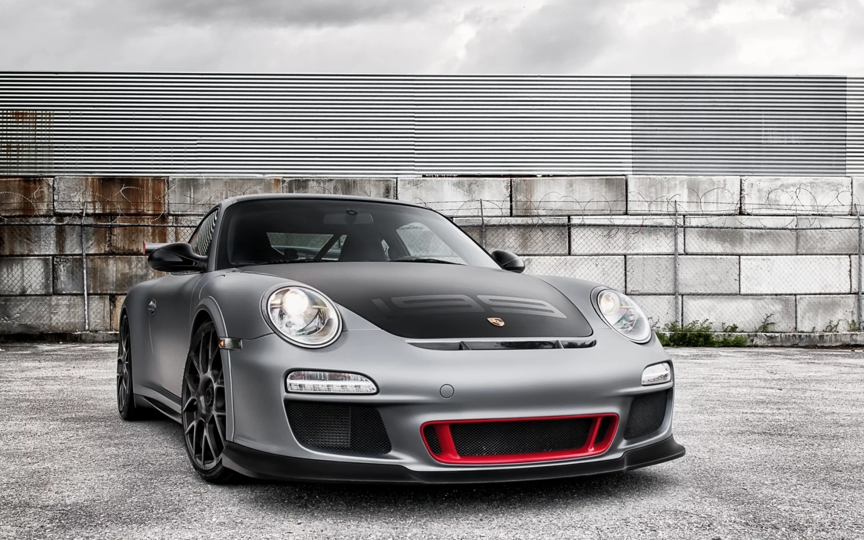 rs, серый, суперкар, забор, гт3, передок, небо, porsche, рс, 911, порше, gt3, колючая проволока