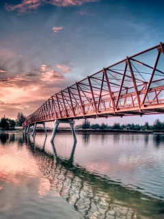 мост, облака, фон, город, небо, сооружение, река, wallpapers, берег, конструкция