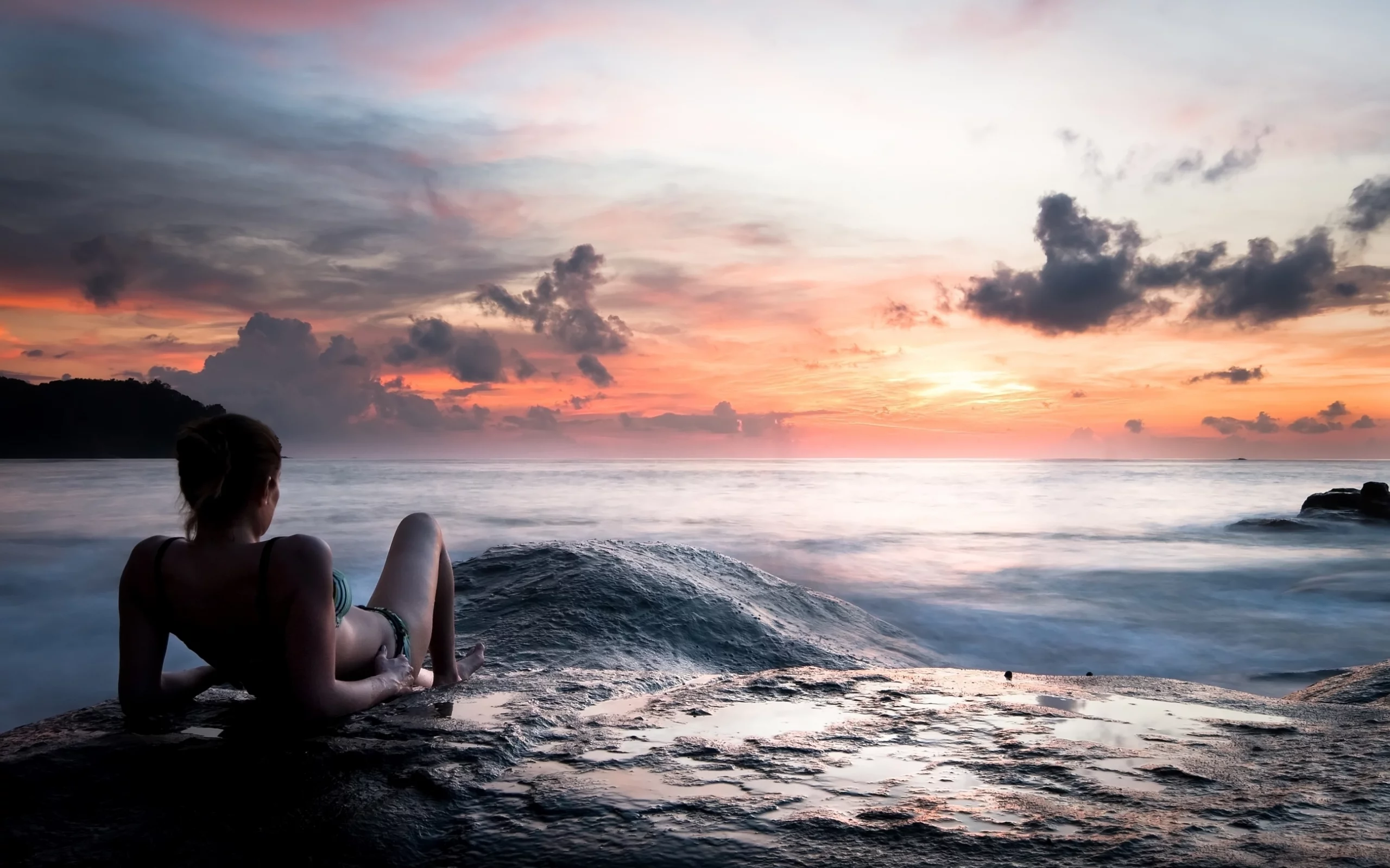 небо, море, девушка, картинки, фон, wallpapers, обои, камень, закат, пейзаж, горизонт, настроение