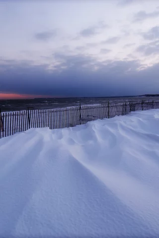 снег, небо, закат, забор, облака, зима, море