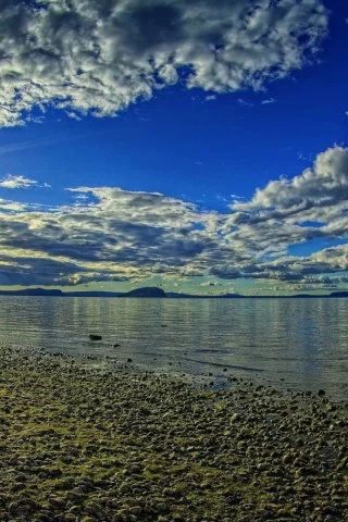 горы, побережье, камни, облака, горизонт, море, лучи, свет, небо, берег, солнце