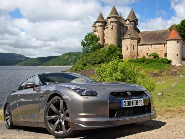 небо, nissan gt-r, горы, замок, ниссан, море, облака