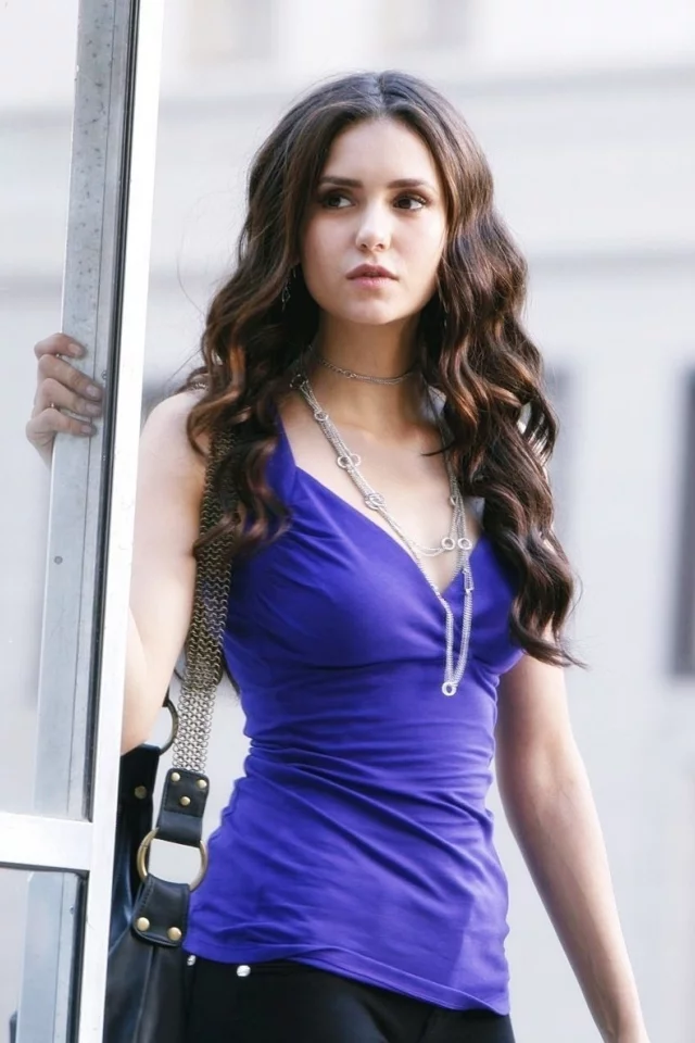 nina dobrev, katherine pierce, the vampire diaries, дневники вампира, кэтрин, взгляд, елена, нина добрев