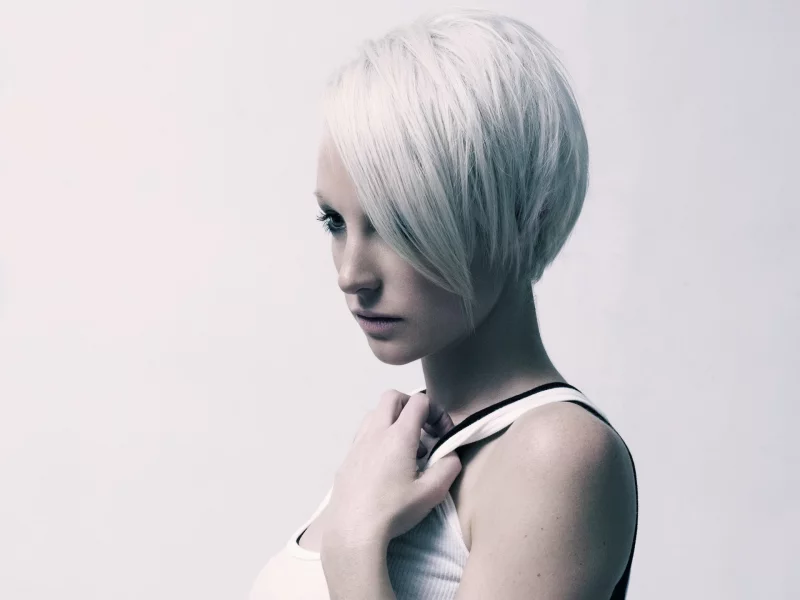 симпатичная, эмма хьюит, вокалистка, блондинка, прическа, emma hewitt, певица, красивая