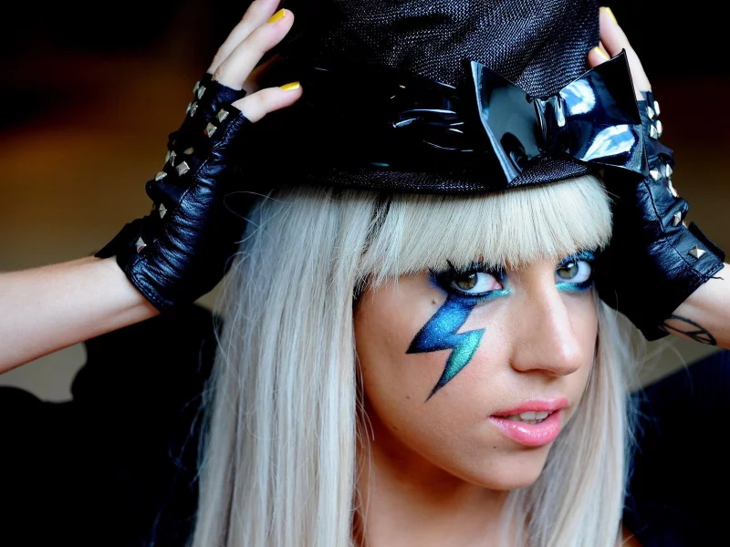 lady gaga, шляпа, макияж, глаза, лицо