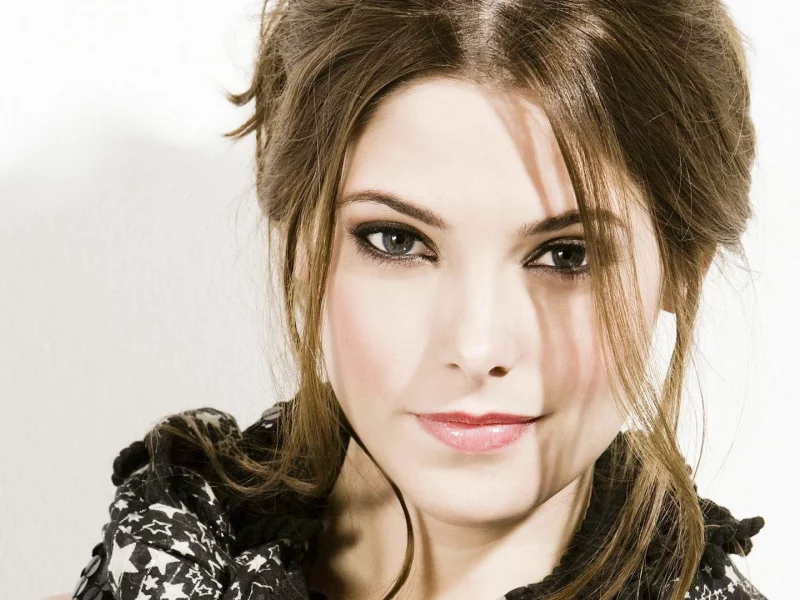 взгляд, sexy girl, ashley greene, брюнетка, белый
