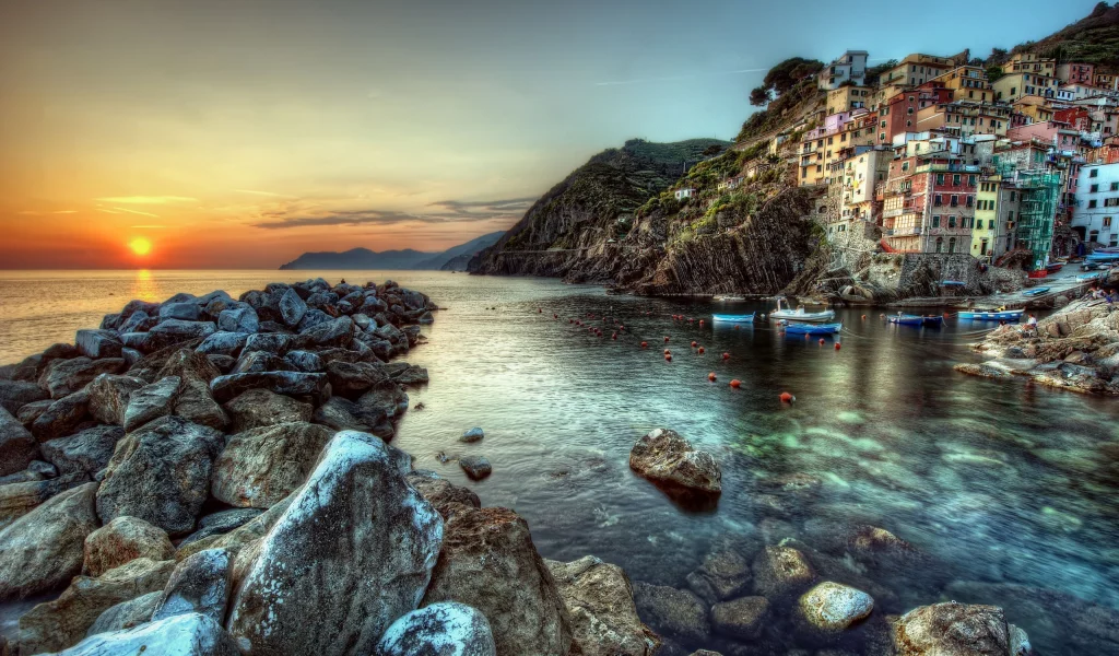 riomaggiore, побережье, море, здания, закат, лодки, пейзаж, italy