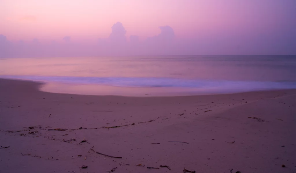 пляж, colors, sky, sea, пейзаж, берег, вода, песок, clouds, небо, beach, sand, море, 1920x1200, dawn, краски, природа, landscape, облака, nature, shore, water, расвет