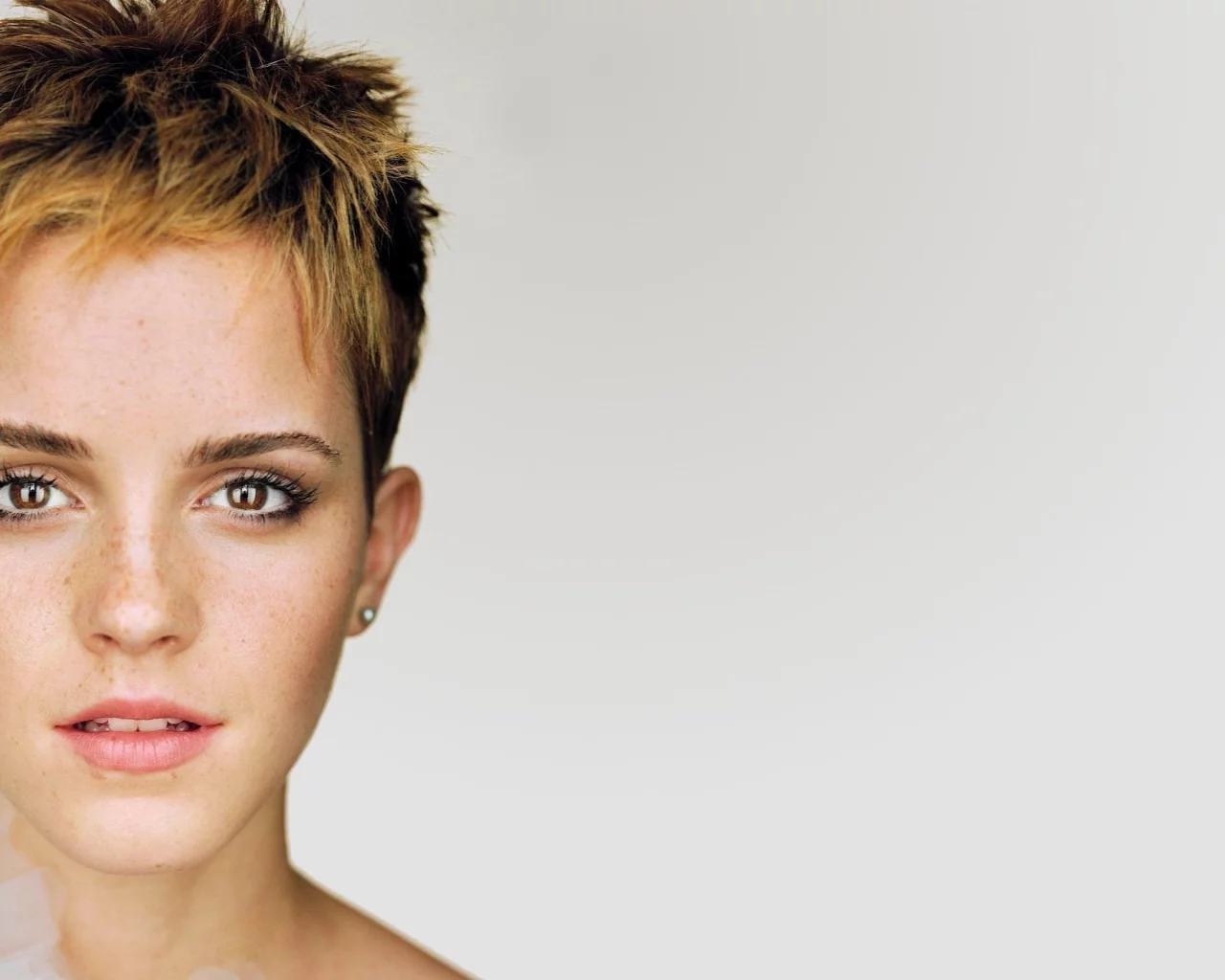 веснушки, emma watson, портрет