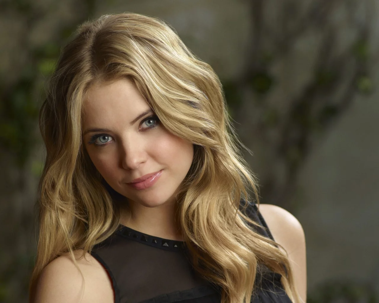 ashley benson, девушка, губы, симпотичная, взгляд, эшли бенсон, актриса, блондинка