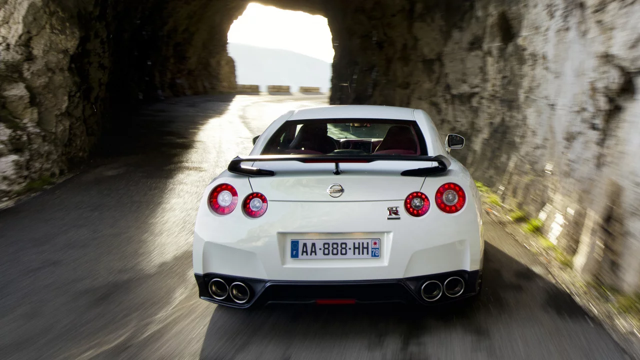 nissan, egoist, суперкар, спецверсия, белый, скорость, gt-r, гт-р, эгоист, дорога, ниссан, тунель
