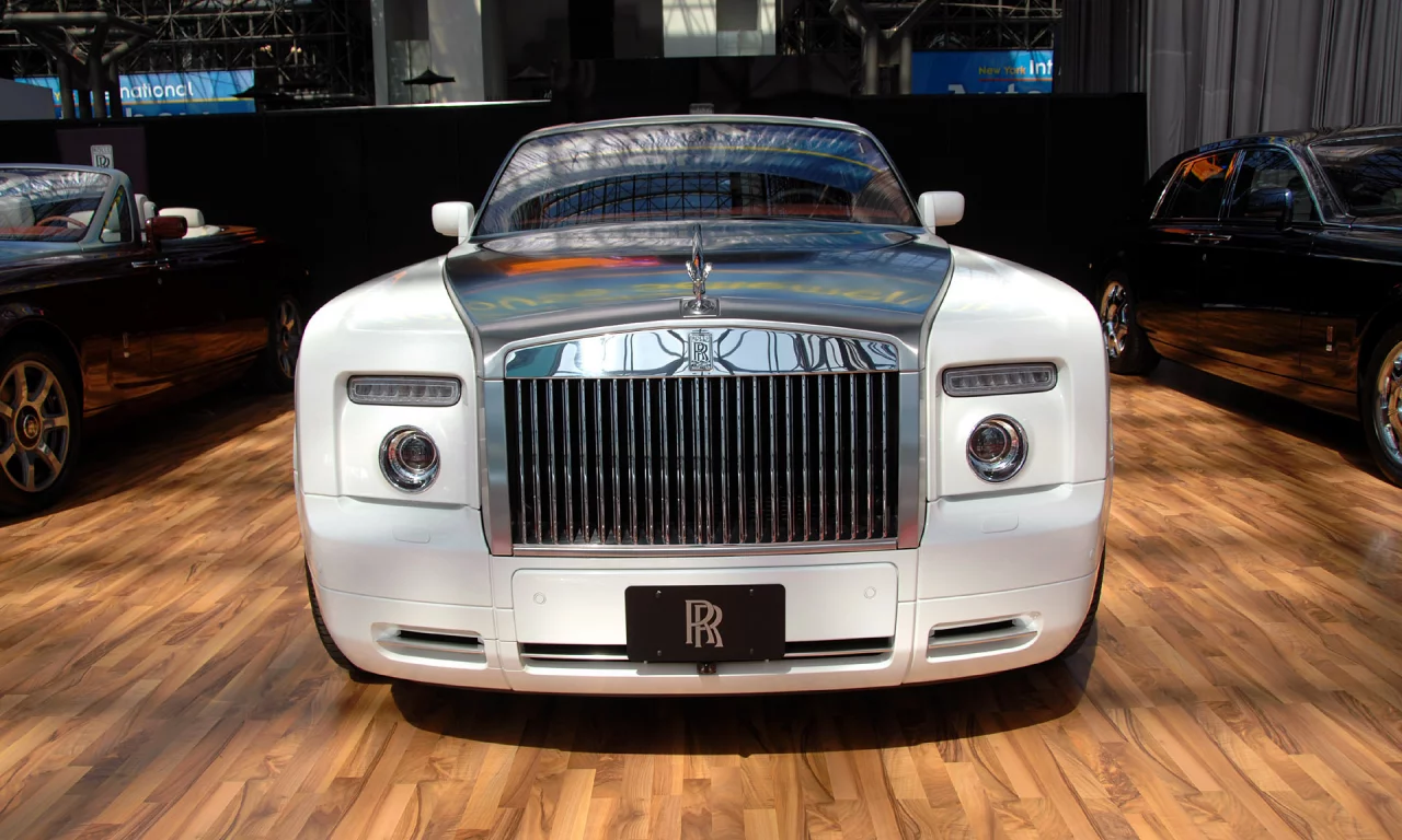 wite, rolls-royce, car