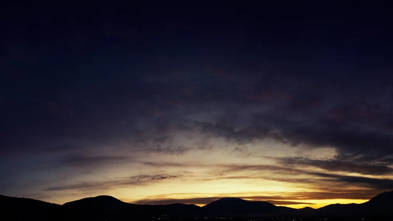 огни, вечер, пейзажи, горы, landscape, небо, небосклон, закат, город