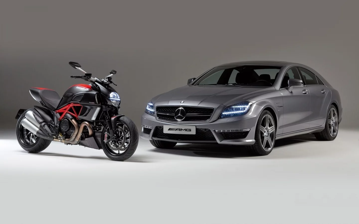 and, cls63, дукати, diavel, цлс63, машина, мерседес, mercedes-benz, дивел, amg, ducati, передок, амг, мотоцикл