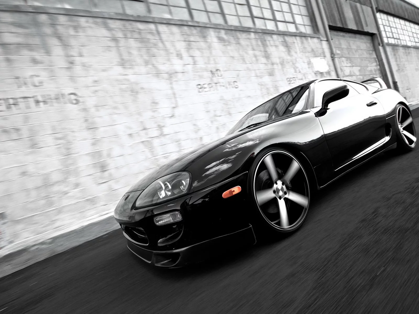 в движении, супра, supra, тойота, toyota, тюнинг, чб, черно-белая