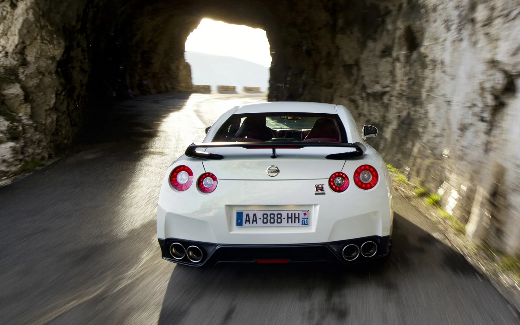 nissan, egoist, суперкар, спецверсия, белый, скорость, gt-r, гт-р, эгоист, дорога, ниссан, тунель