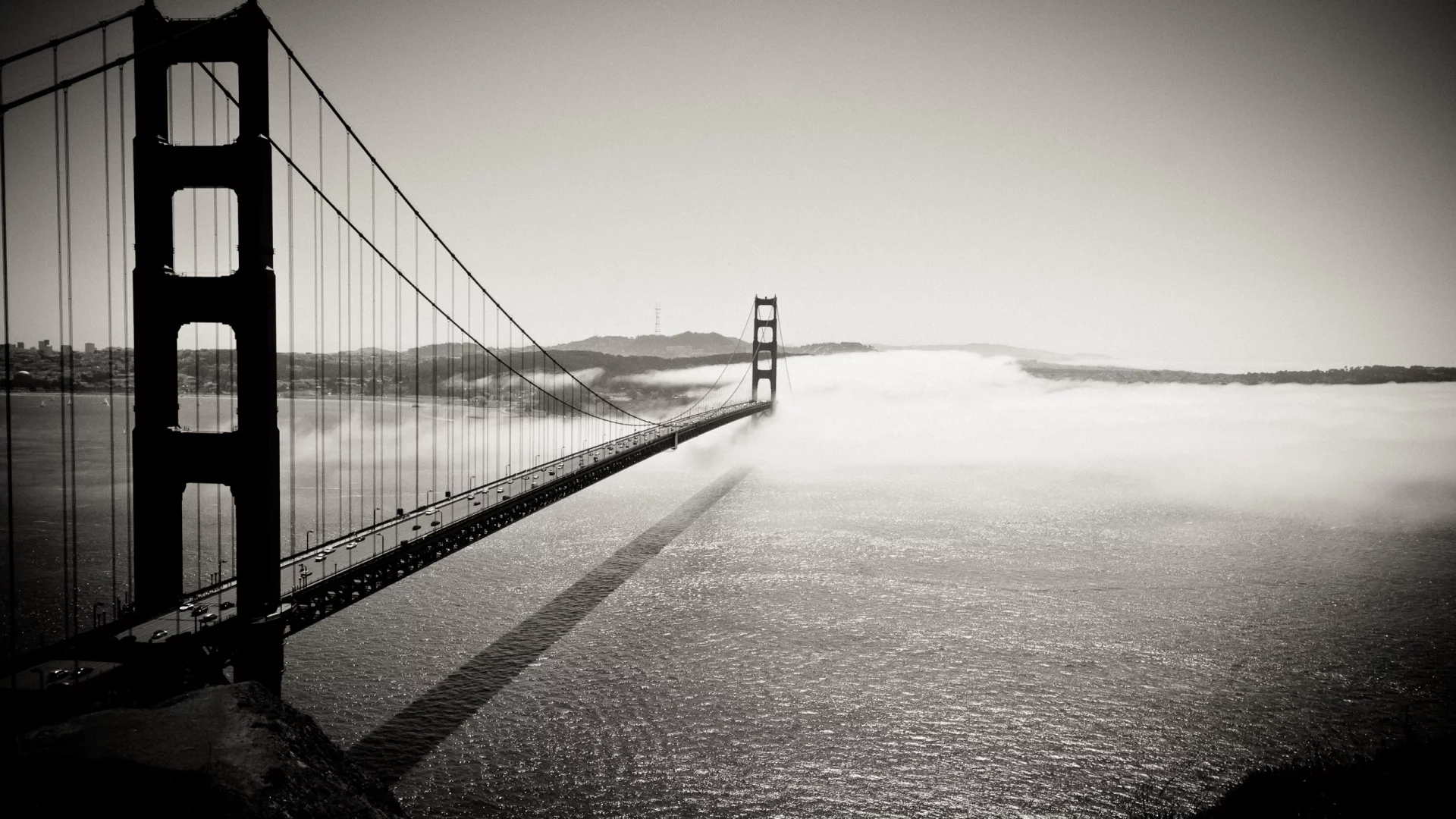golden gate bridge, калифорния, into the fog, мост, чб