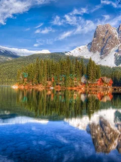 горы, природа, лес, отражение, дома, озеро