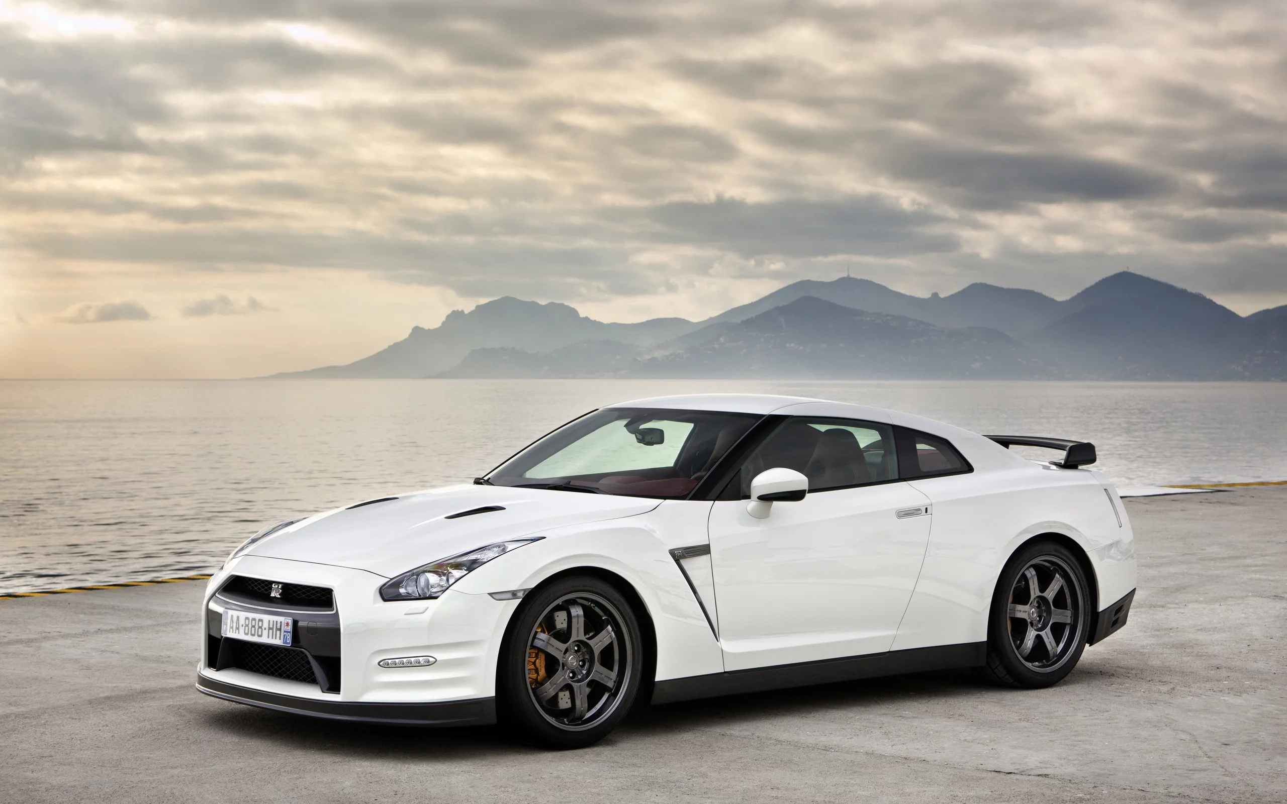 белый, море, горы, gt-r, nissan