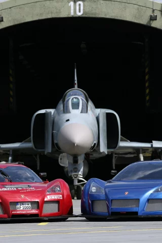 деколи, pirelli, лейблы, наклейки, gumpert, компании, apollo, ангар, f-4 phantom, истребитель