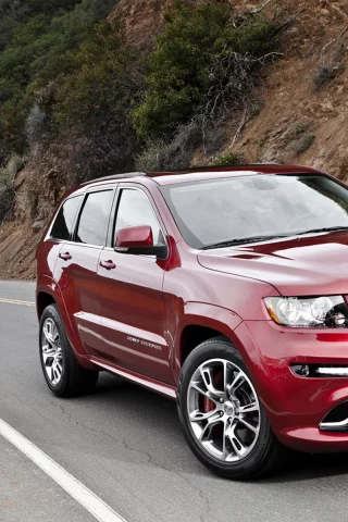 grand cherokee 2011, srt-8, мощный джип