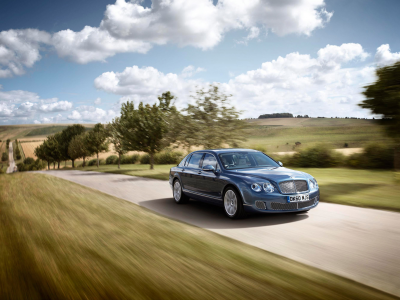 облака, люкс, небо, поле, машина, обои, дорога, bentley, деревья, пейзаж, continental, бентли