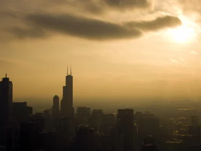 облака, houses, город, 2560x1600, city, здания, небо, солнце, sun, chicago, sky, clouds, дома, buildings