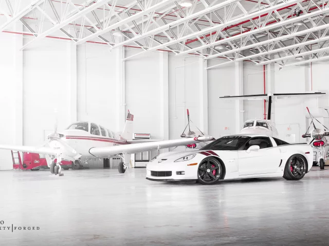 z06, корвет, передняя часть, шевроле, corvette, chevrolet, 360 three sixty forged, ангар, white