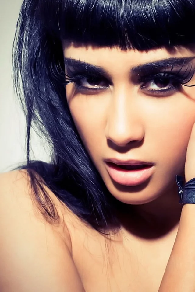 красотка, брюнетка, девушка, natalia kills, взгляд