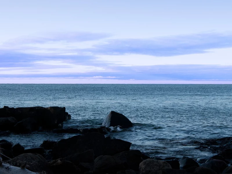 2560x1600, берег, water, море, shore, swa, небо, landscape, скалы, облака, природа, nature, пейзаж, вода, sky, clouds, rocks