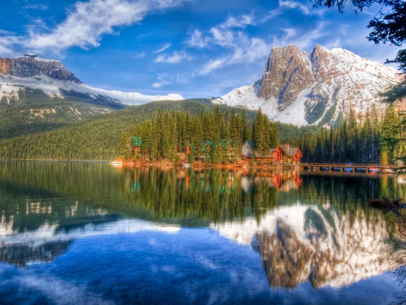 горы, природа, лес, отражение, дома, озеро
