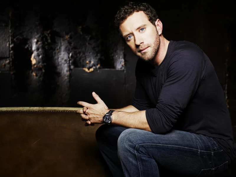 доктор ходжинс, сидит, кости, bones, jack hodgins, актер