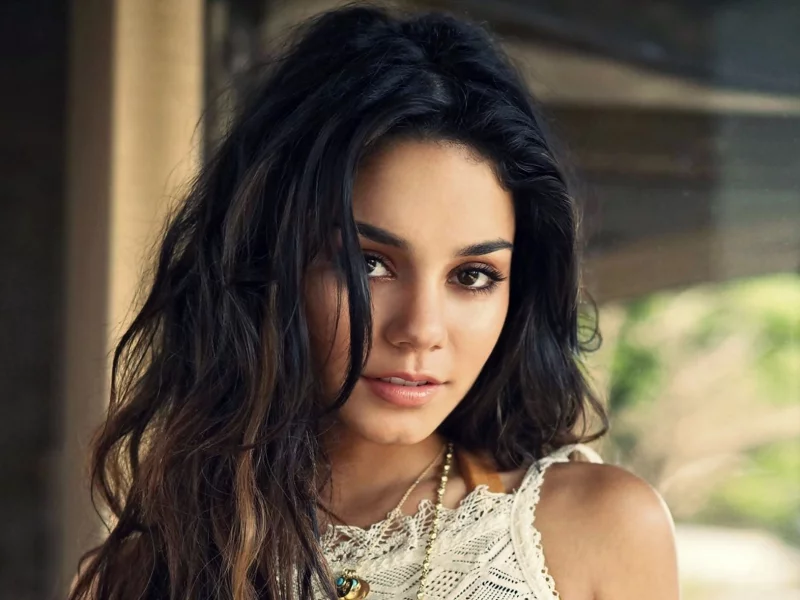 взгляд, портрет, лицо, ванесса хадженс, актриса, vanessa anne hudgens, волосы, брюнетка