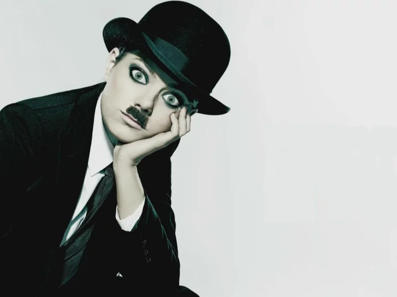 emma stone, чаплин, усы, роль, взгляд, chaplin, emma, эмма стоун, stone, шляпа