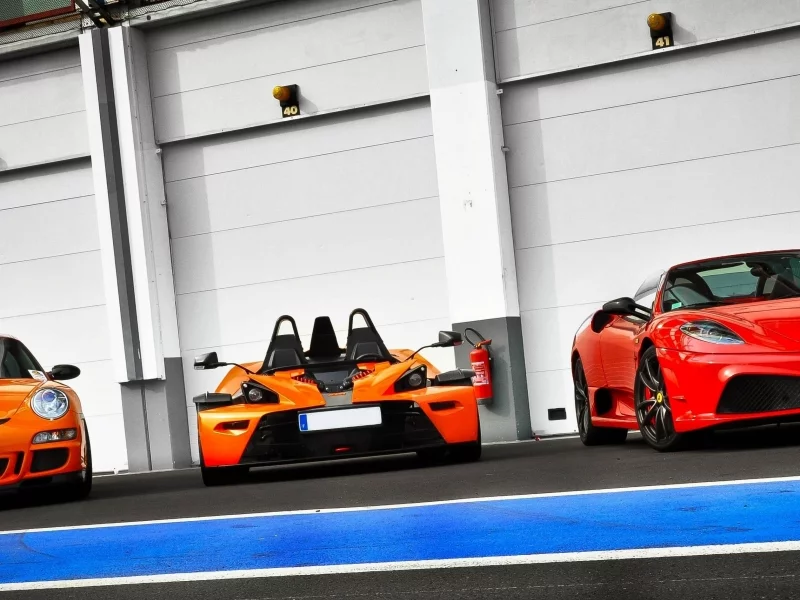 ораньжевый, суперкары, ferrari, ktm, f430, порше, x-bow, ктм, феррари, scuderia, 911, гаражи, боксы, porsche, красный