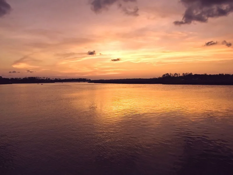 clouds, закат, sky, light, sunset, water, вода, пейзаж, river, 1920x1200, свет, река, nature, небо, природа, облака, landscape