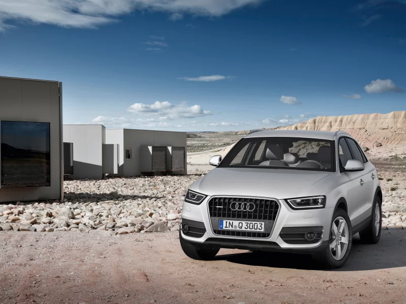 silver, audi, q3