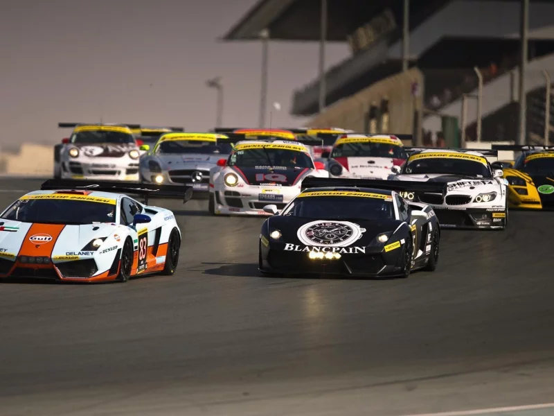 bmw z4, lamborgini gallardo, race start, dubai 24 hours, porsche 911, mercedes sls 500