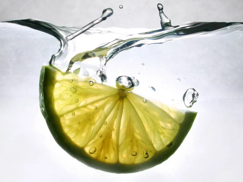 lime, лайм, долька, вода