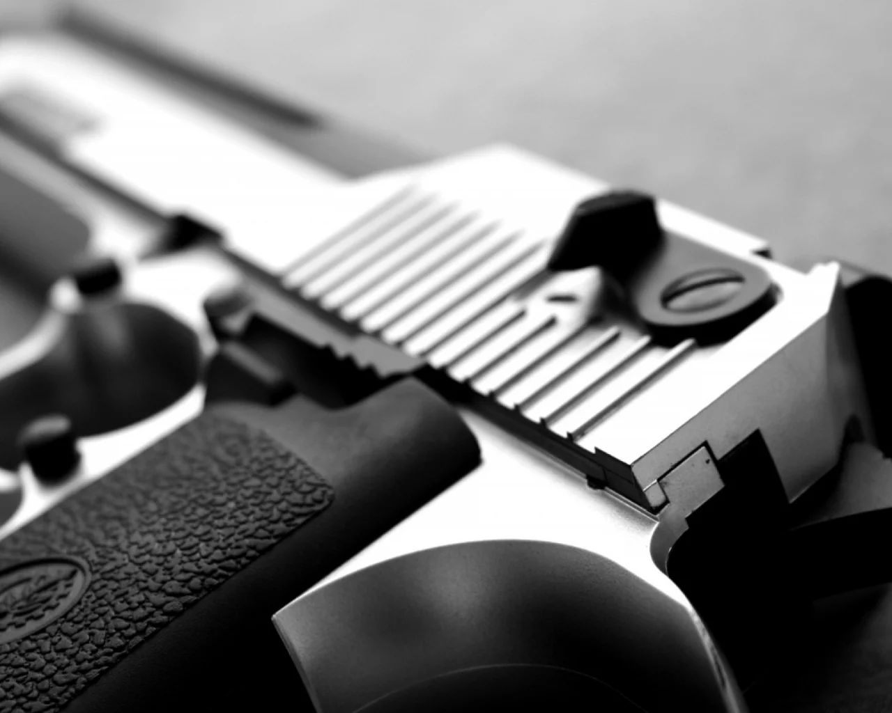 пистолет, пустынный орел, дезерт игл, desert eagle