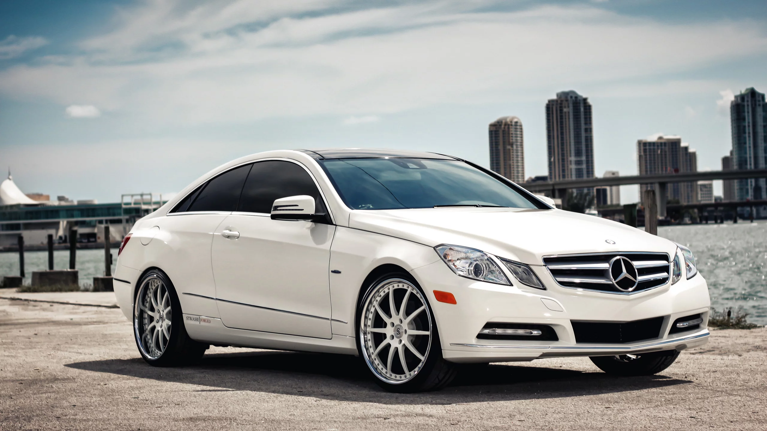 купе, mercedes benz e-class coupe, небоскребы