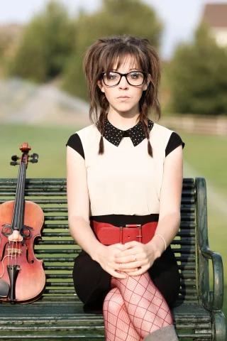 скамейка, скрипка, lindsey stirling, линдси стирлинг, violin