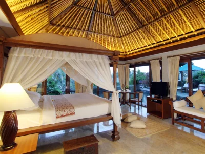 спальня, кресла, кровать, телевизор, interior, pool, villa