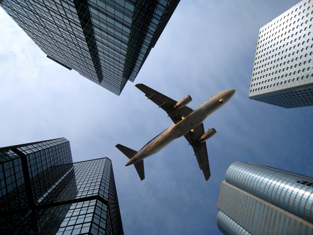 небоскребы, hong kong, lan airlines, небо, airbus a320, город, аэробус