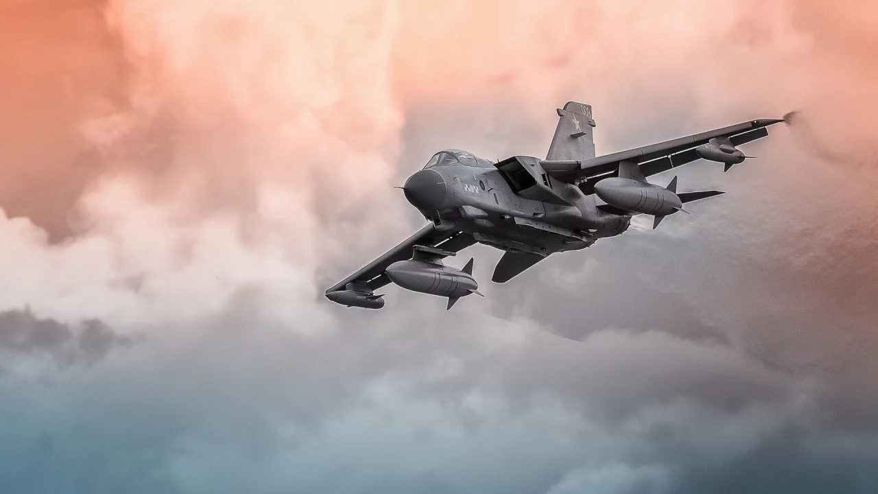 истребитель, бомбардировщик, tornado gr4, panavia tornado